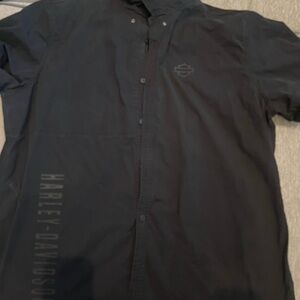 Black Harley-Davidson shirt